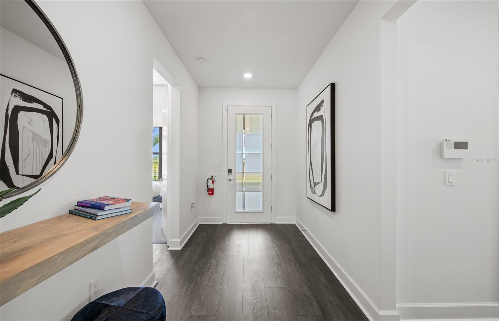 Listing Image #8