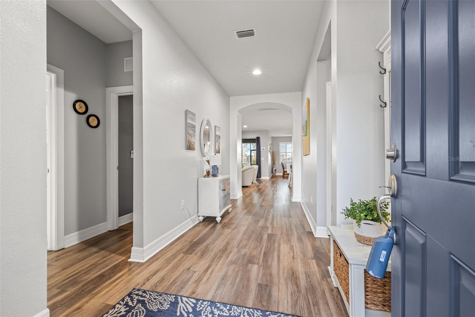 Listing Image #5