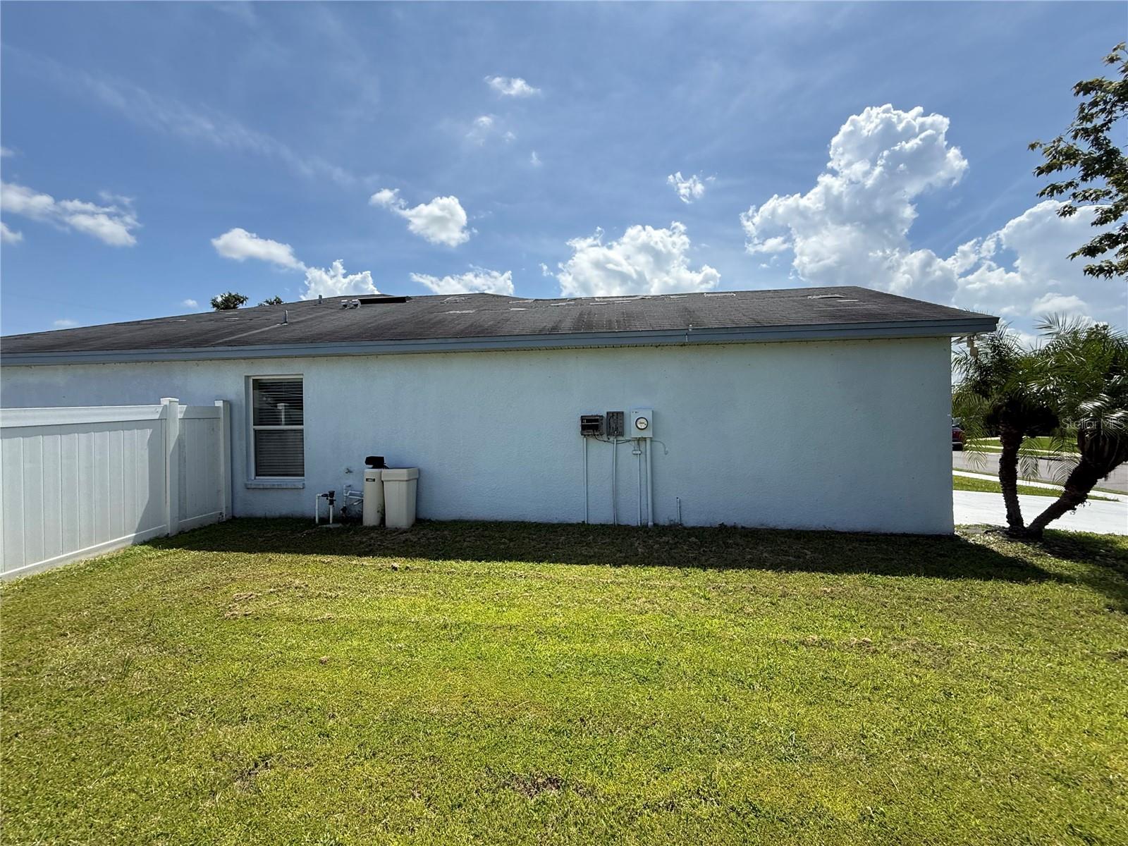 Listing Image #8