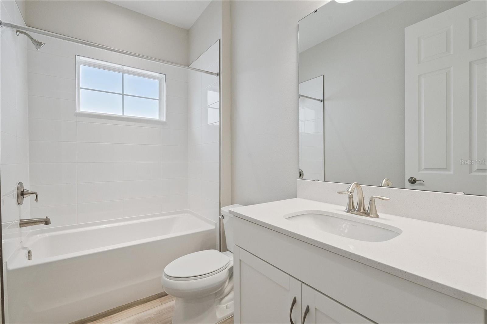 Listing Image #15