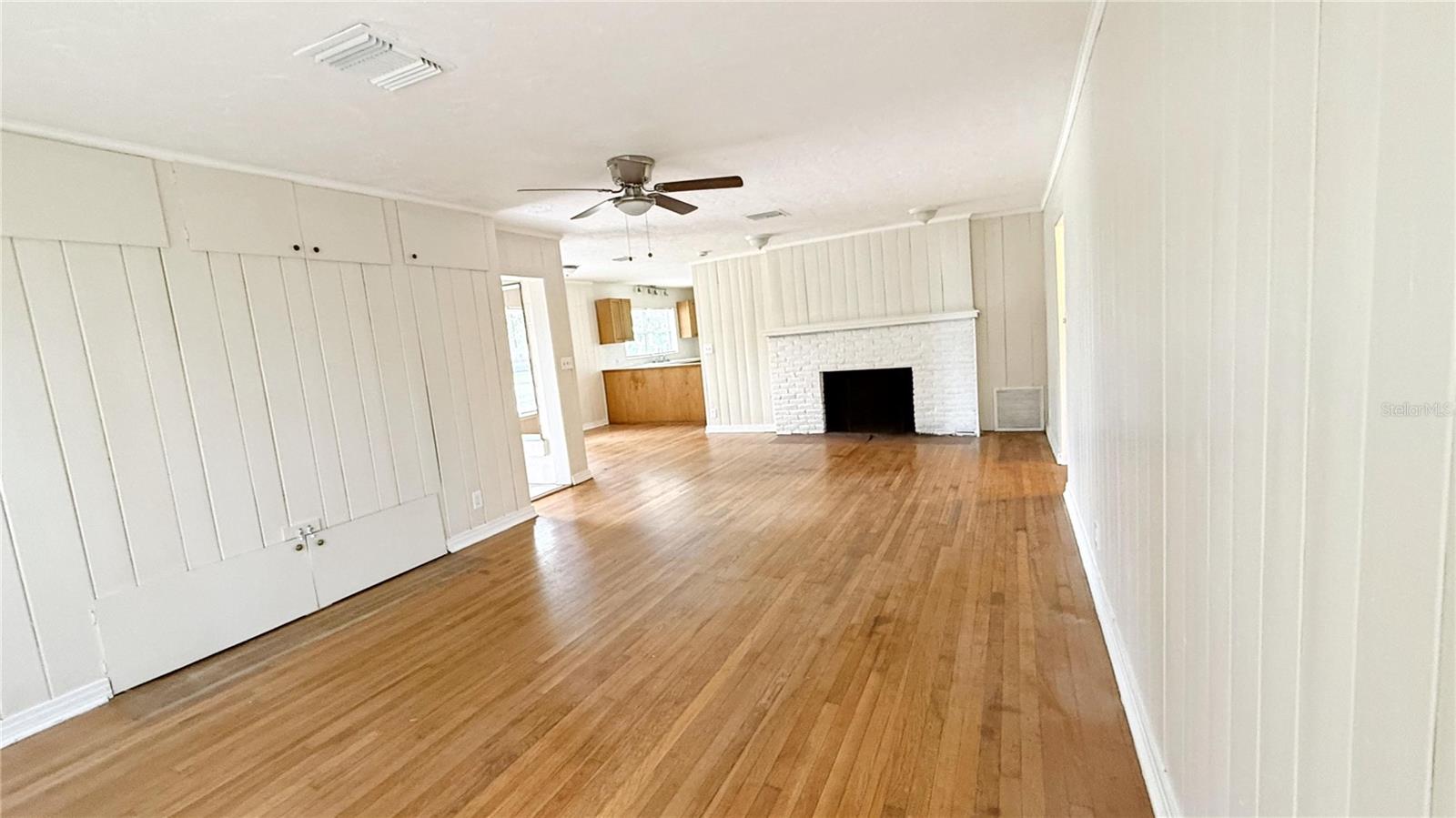 Listing Image #5