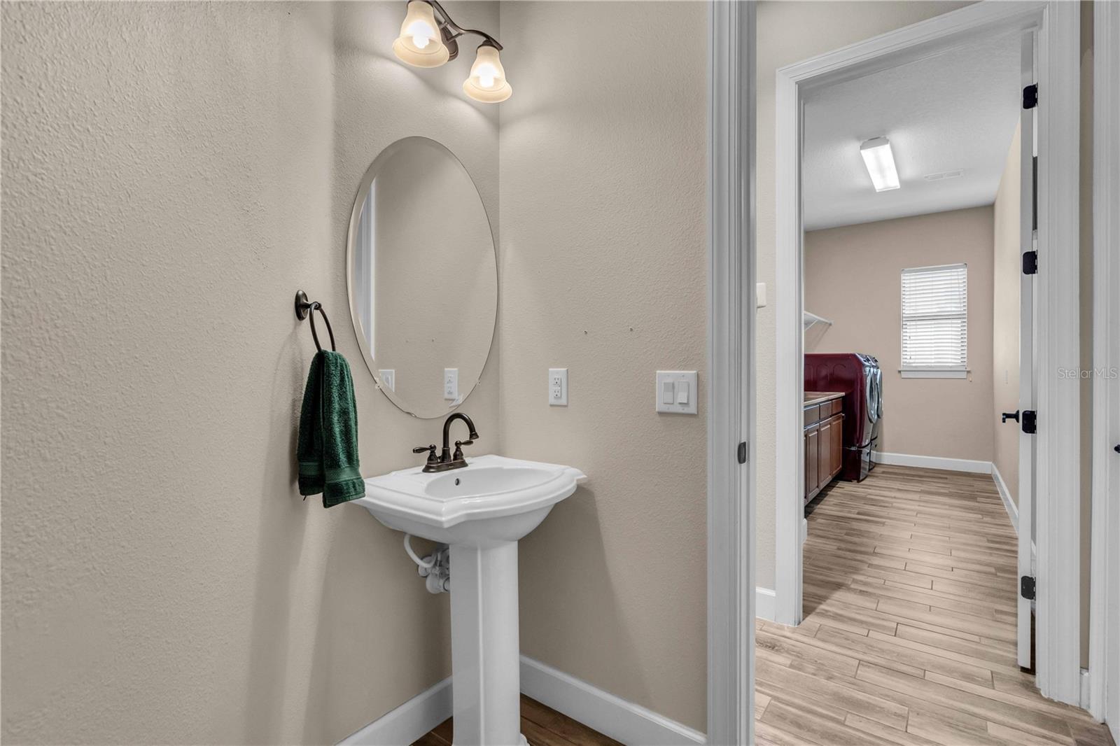 Listing Image #29