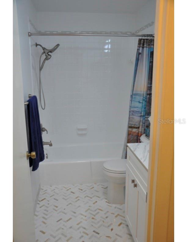 Listing Image #8
