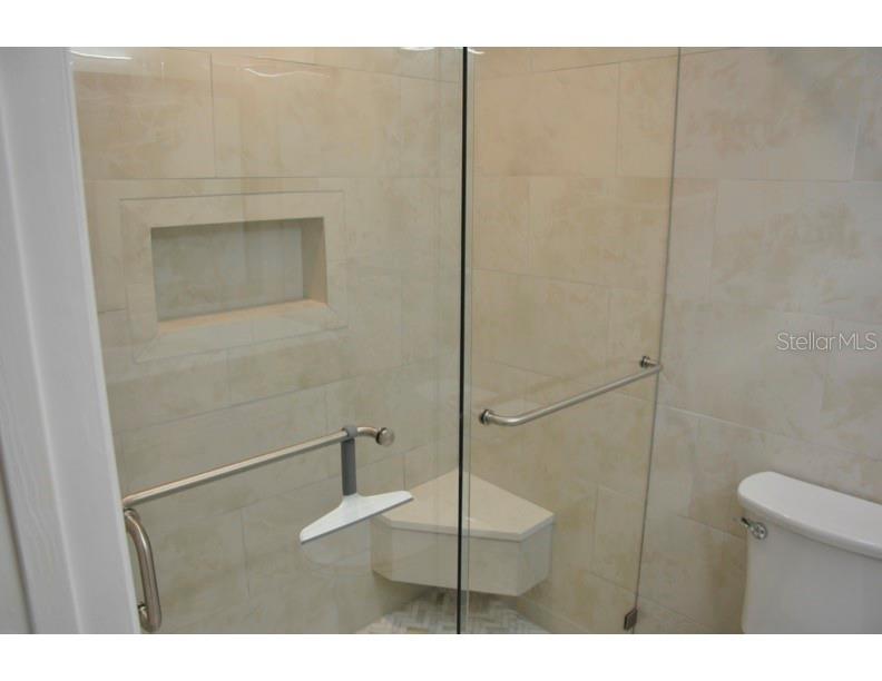 Listing Image #23