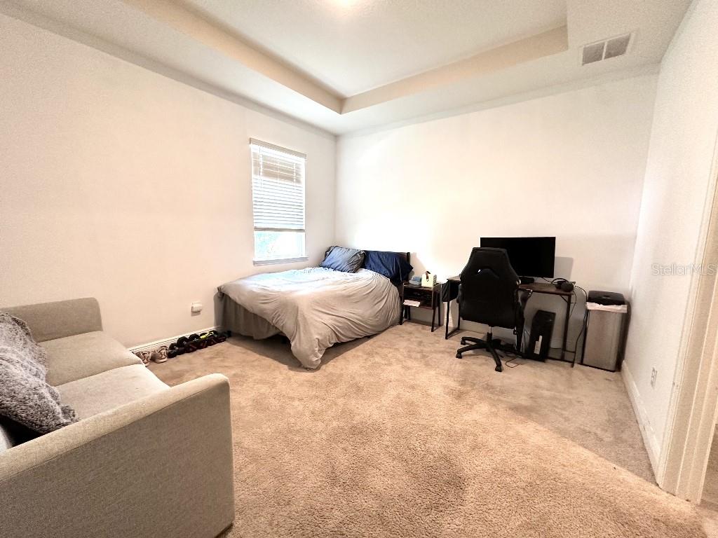 Listing Image #11