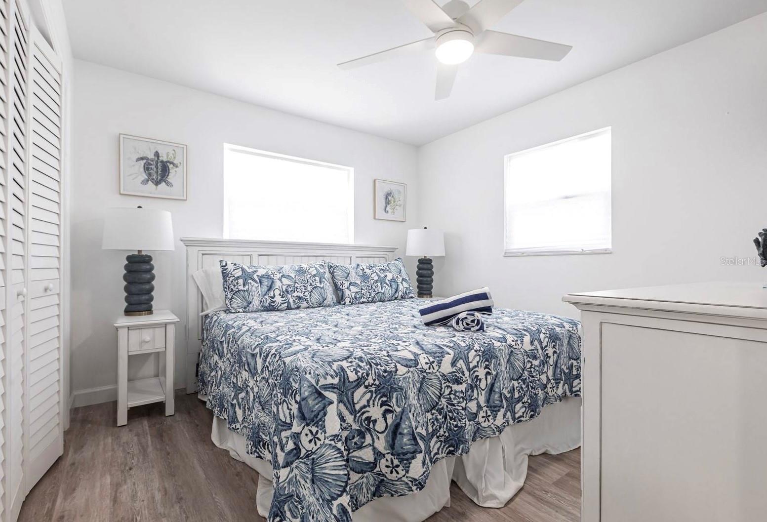Listing Image #12