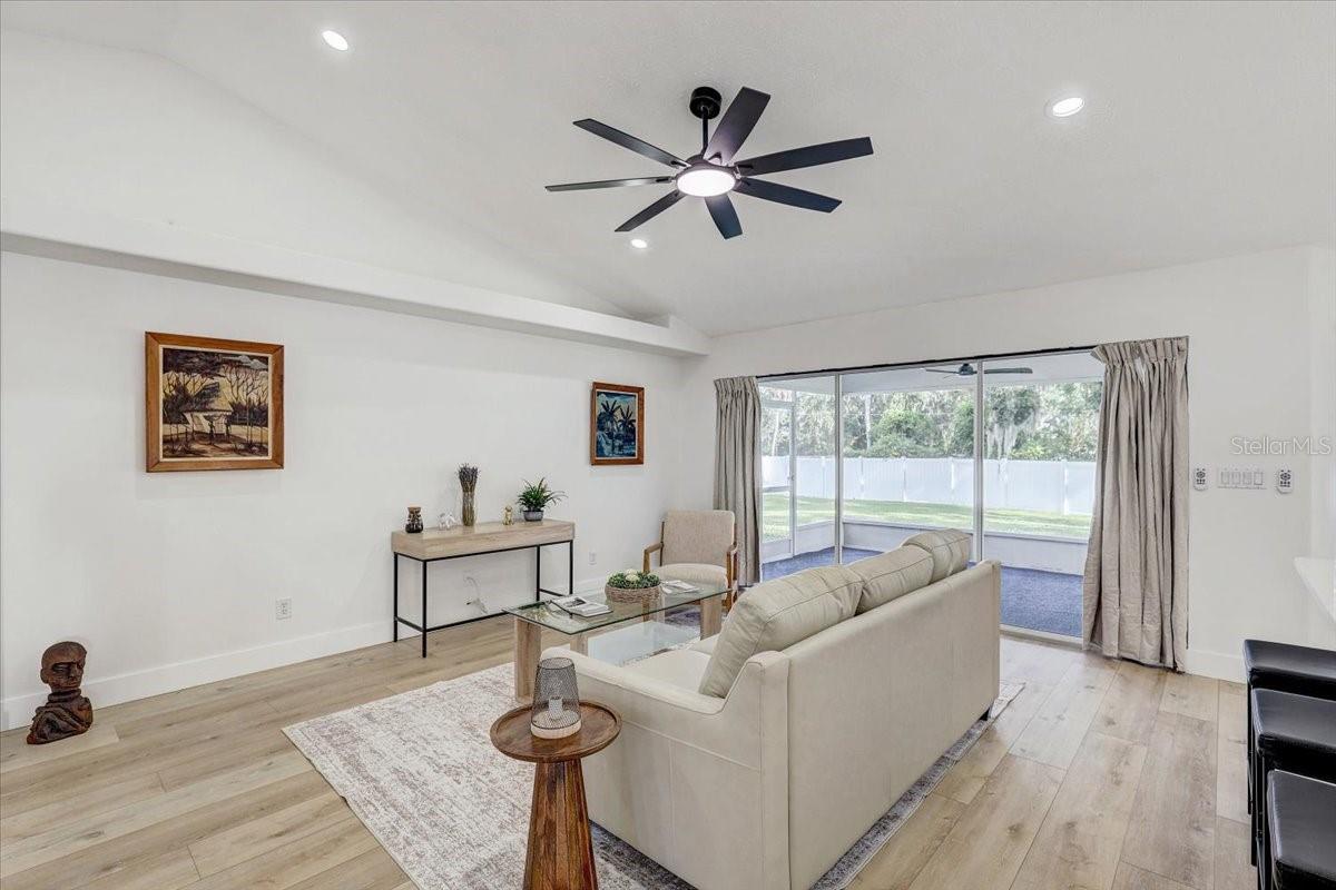 Listing Image #6