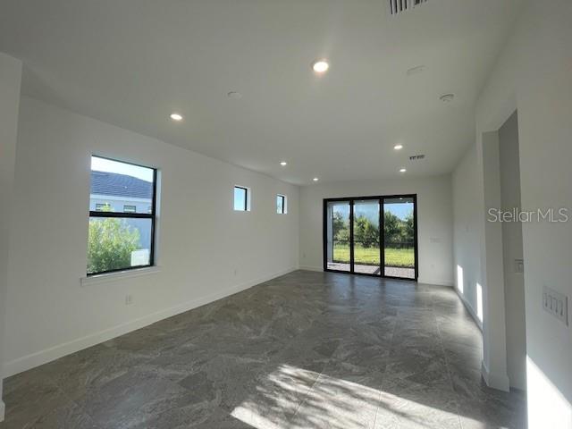 Listing Image #5
