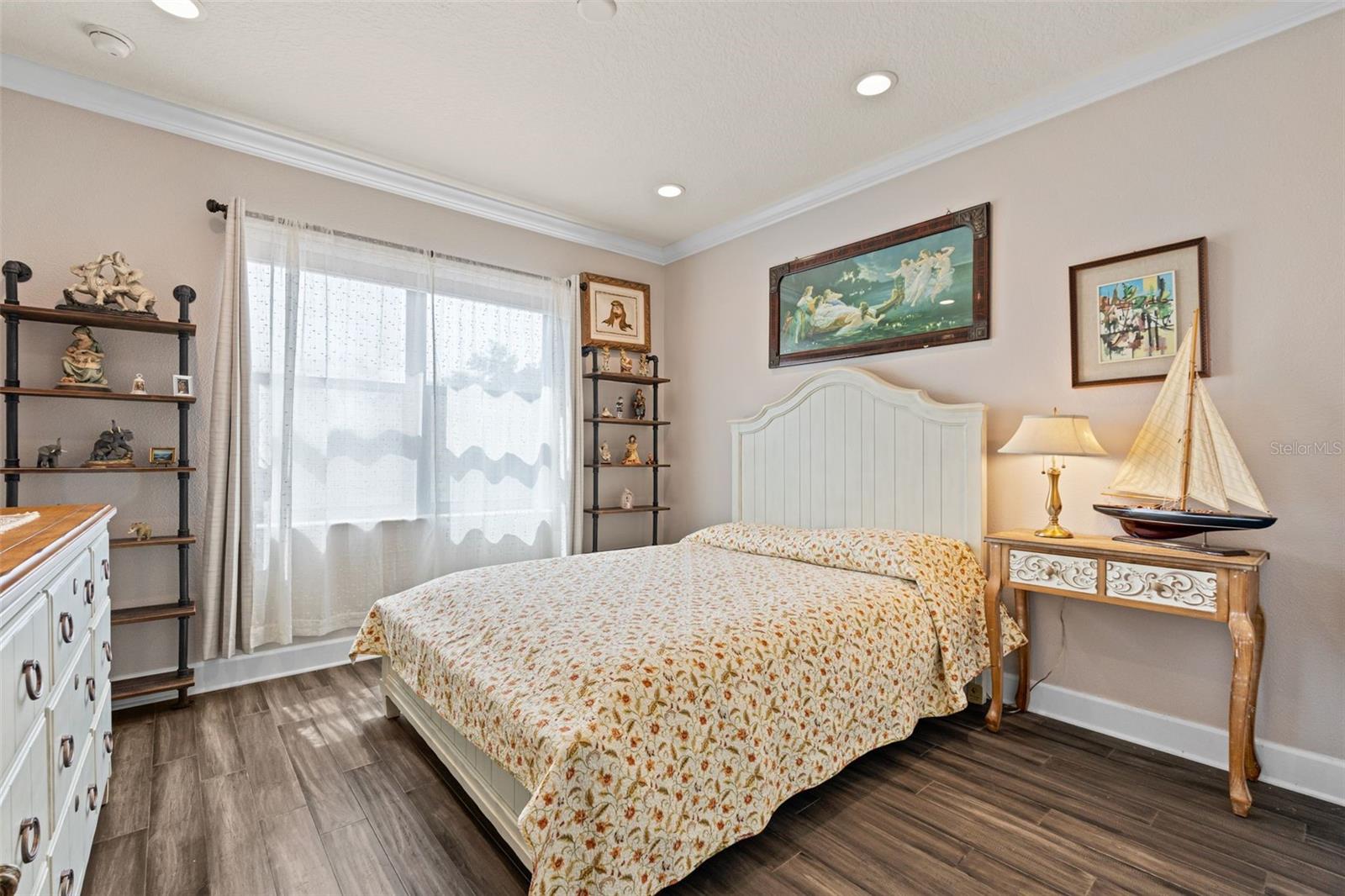 Listing Image #41
