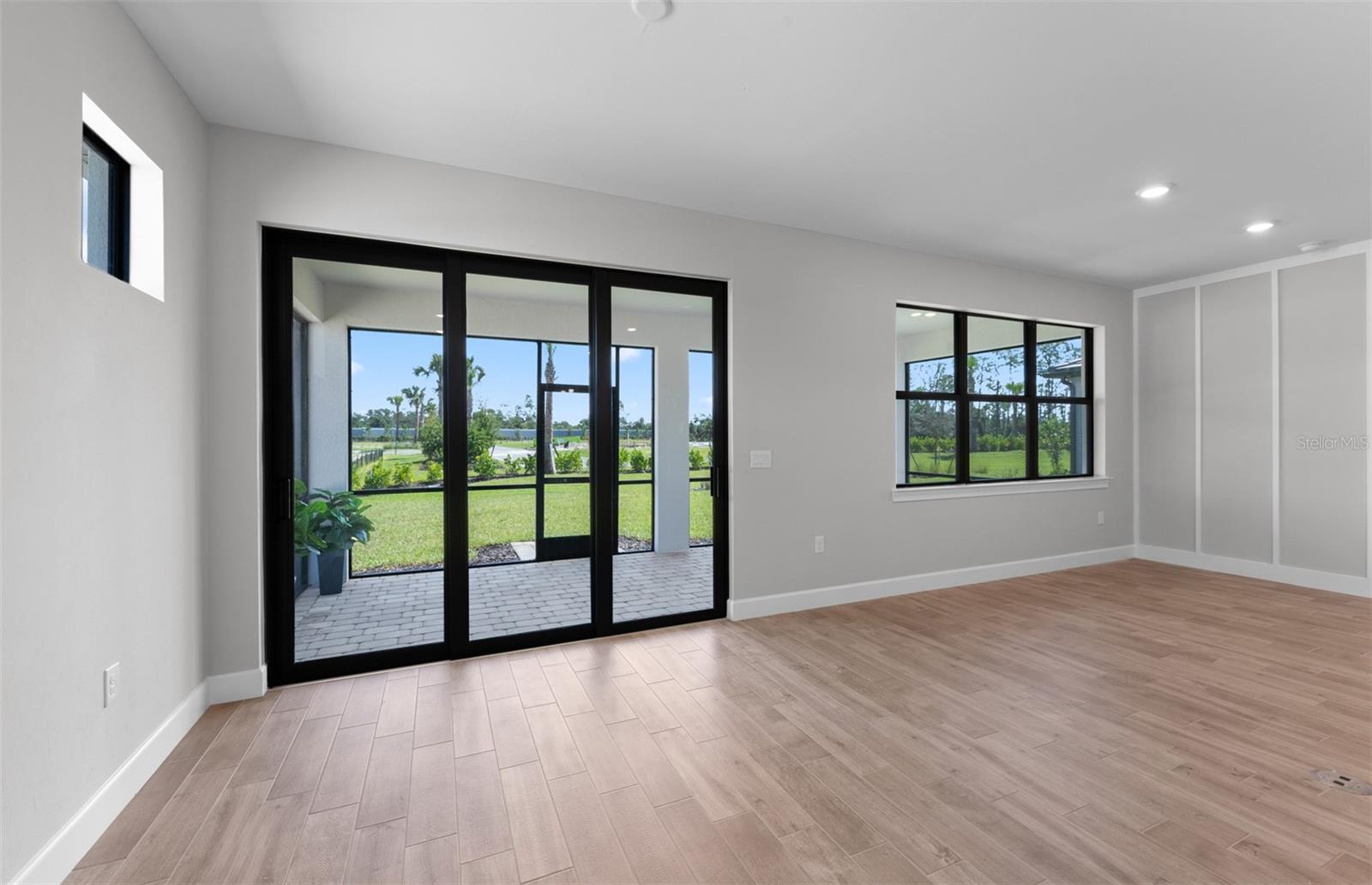 Listing Image #7