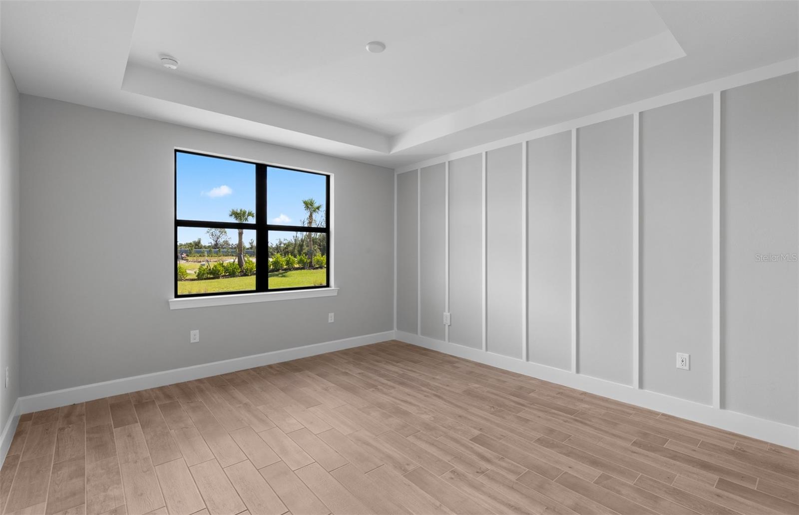 Listing Image #9