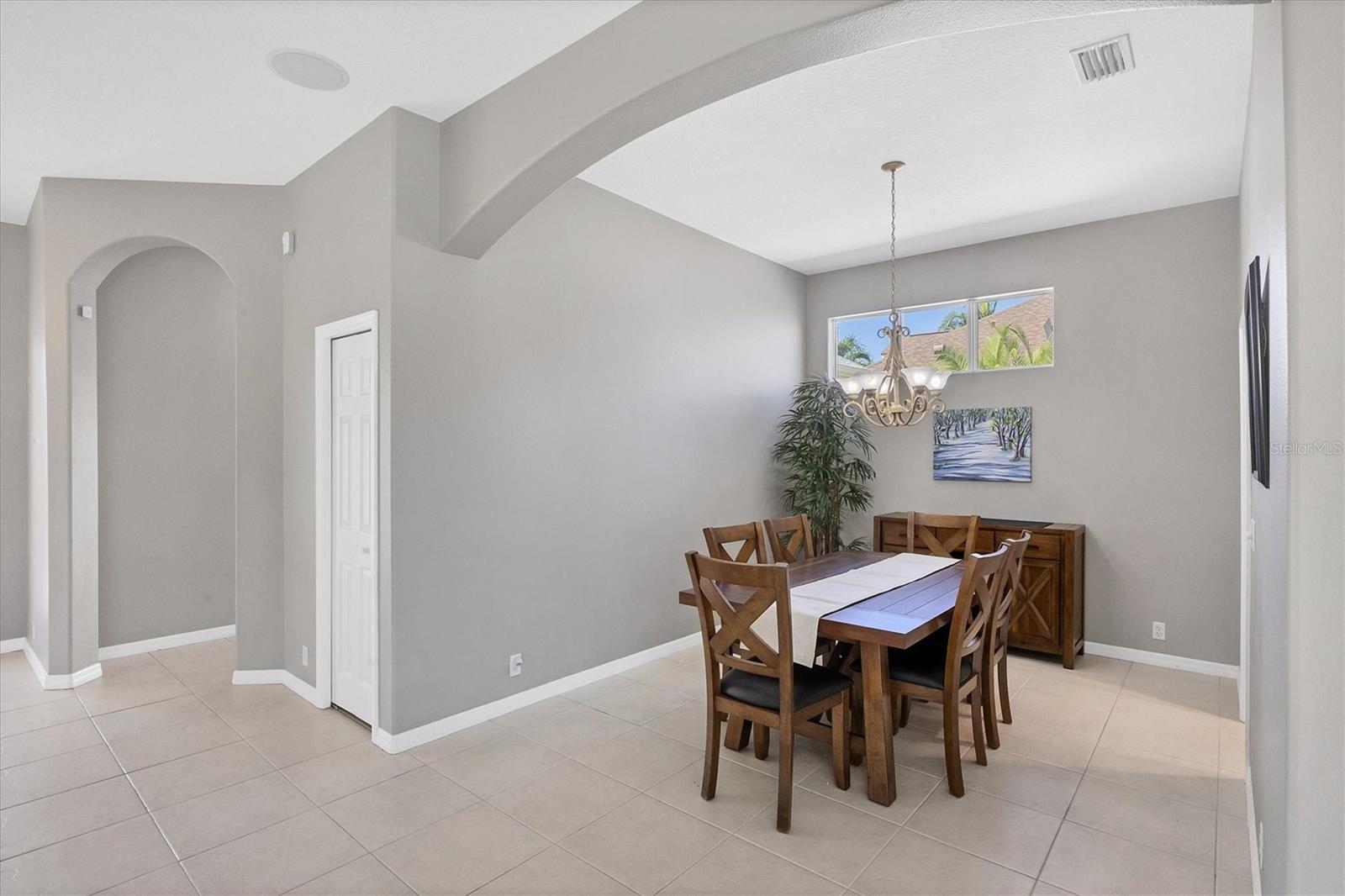 Listing Image #23