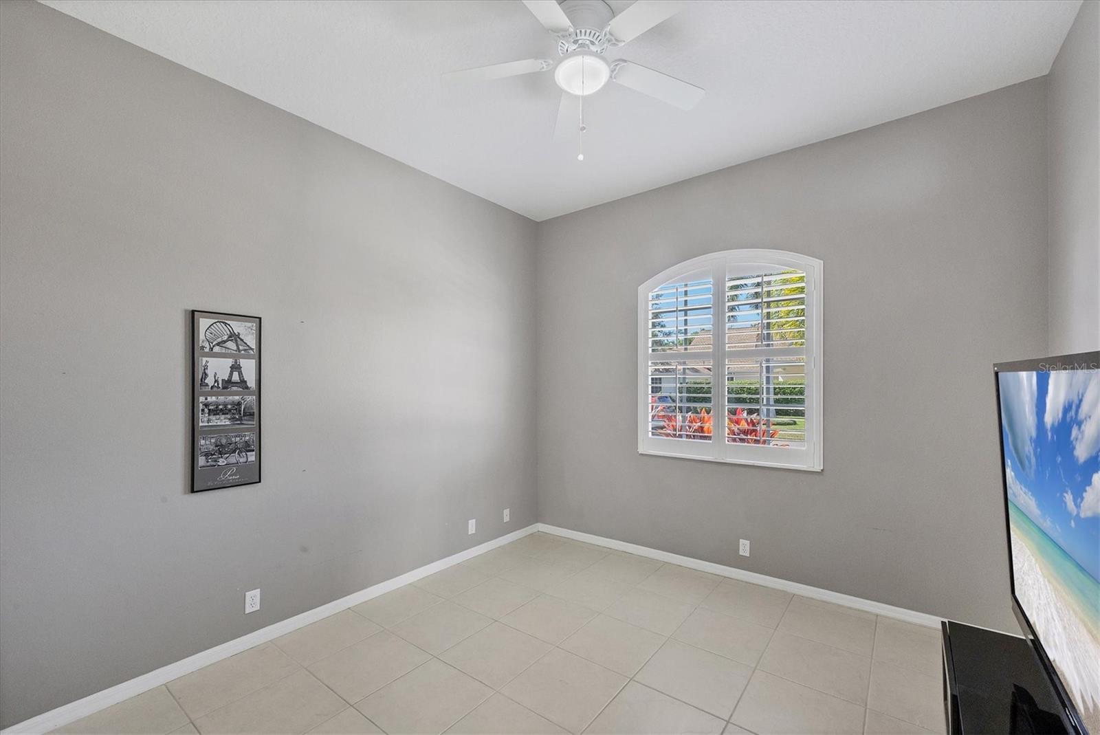 Listing Image #42