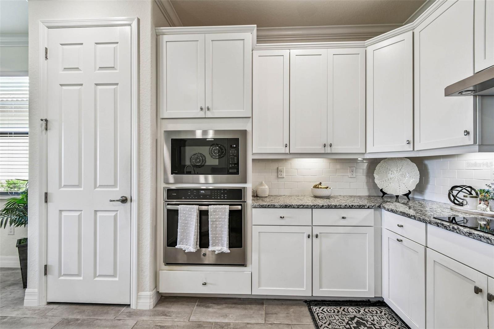 Listing Image #8