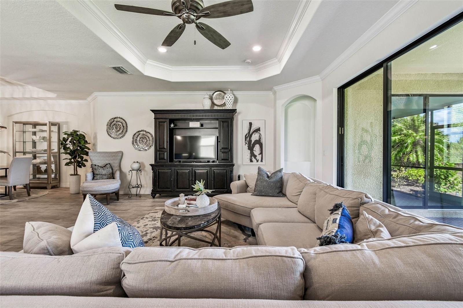 Listing Image #15