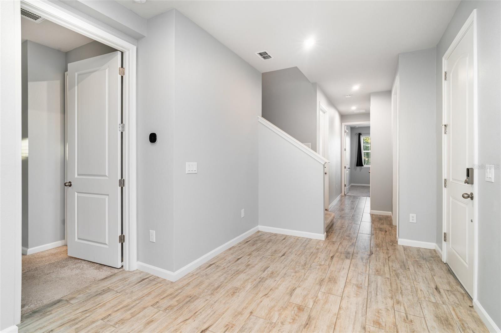 Listing Image #6