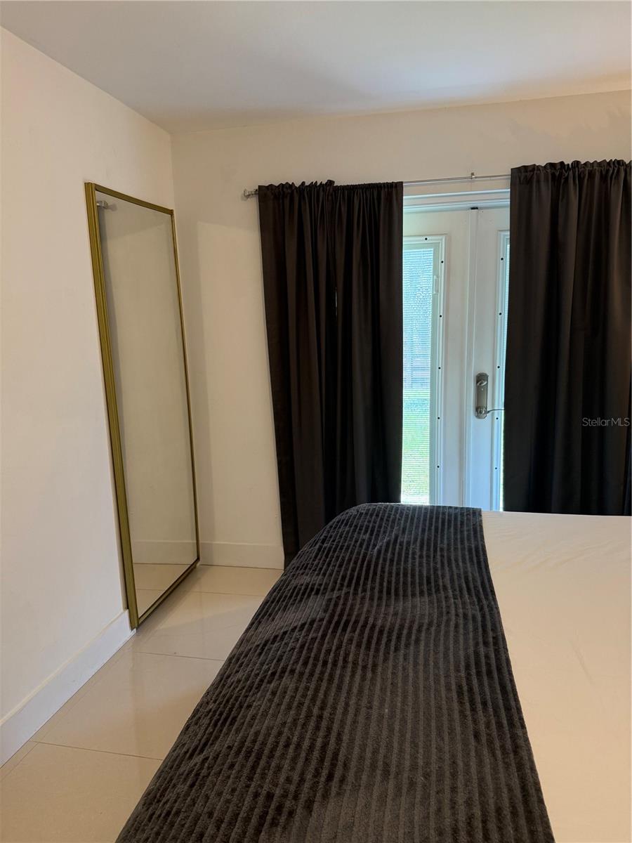 Listing Image #12
