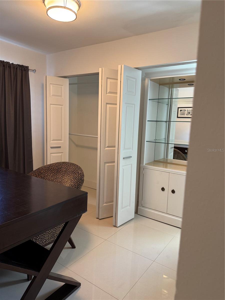 Listing Image #14