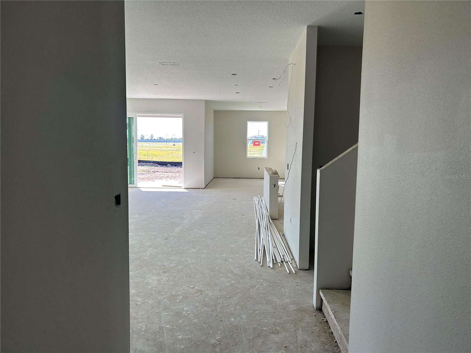Listing Image #12