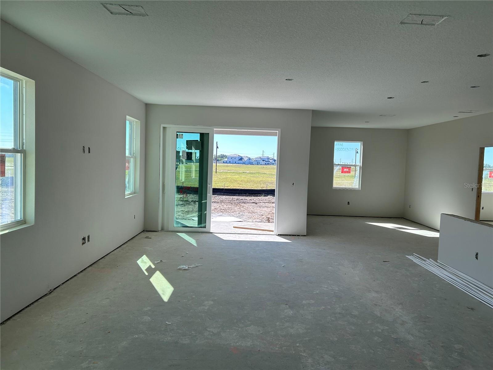 Listing Image #13