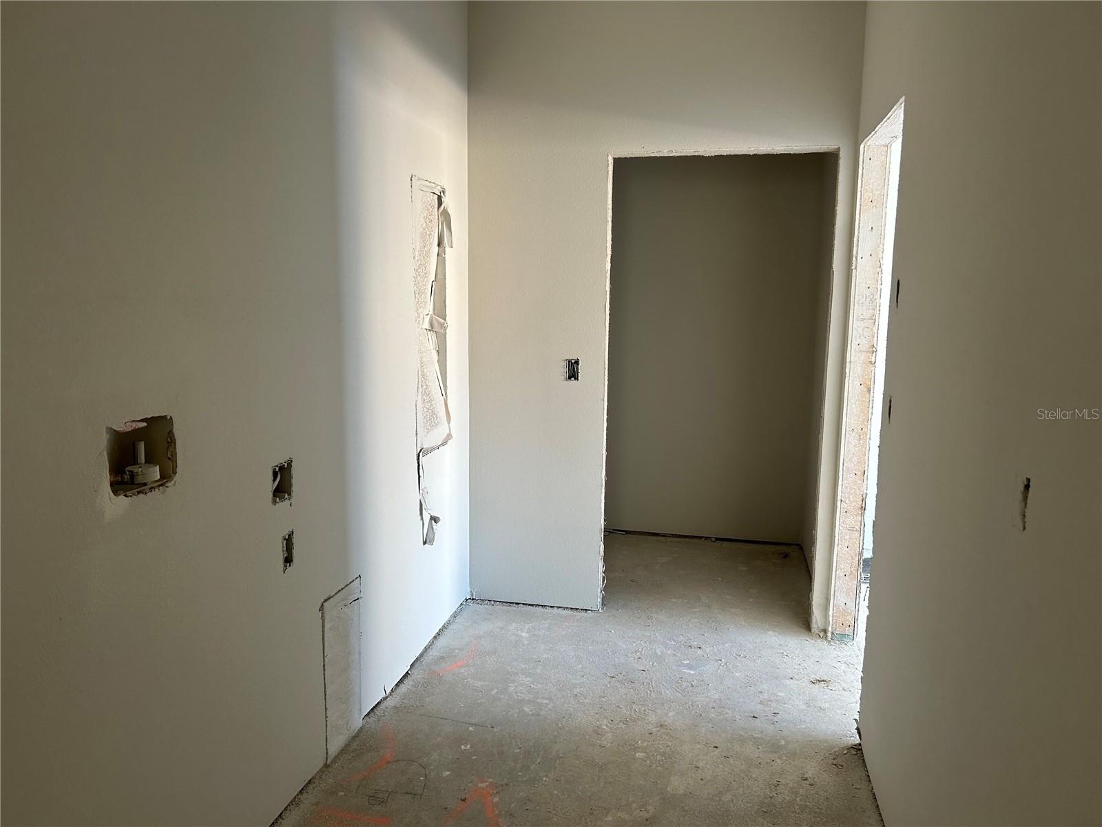 Listing Image #15