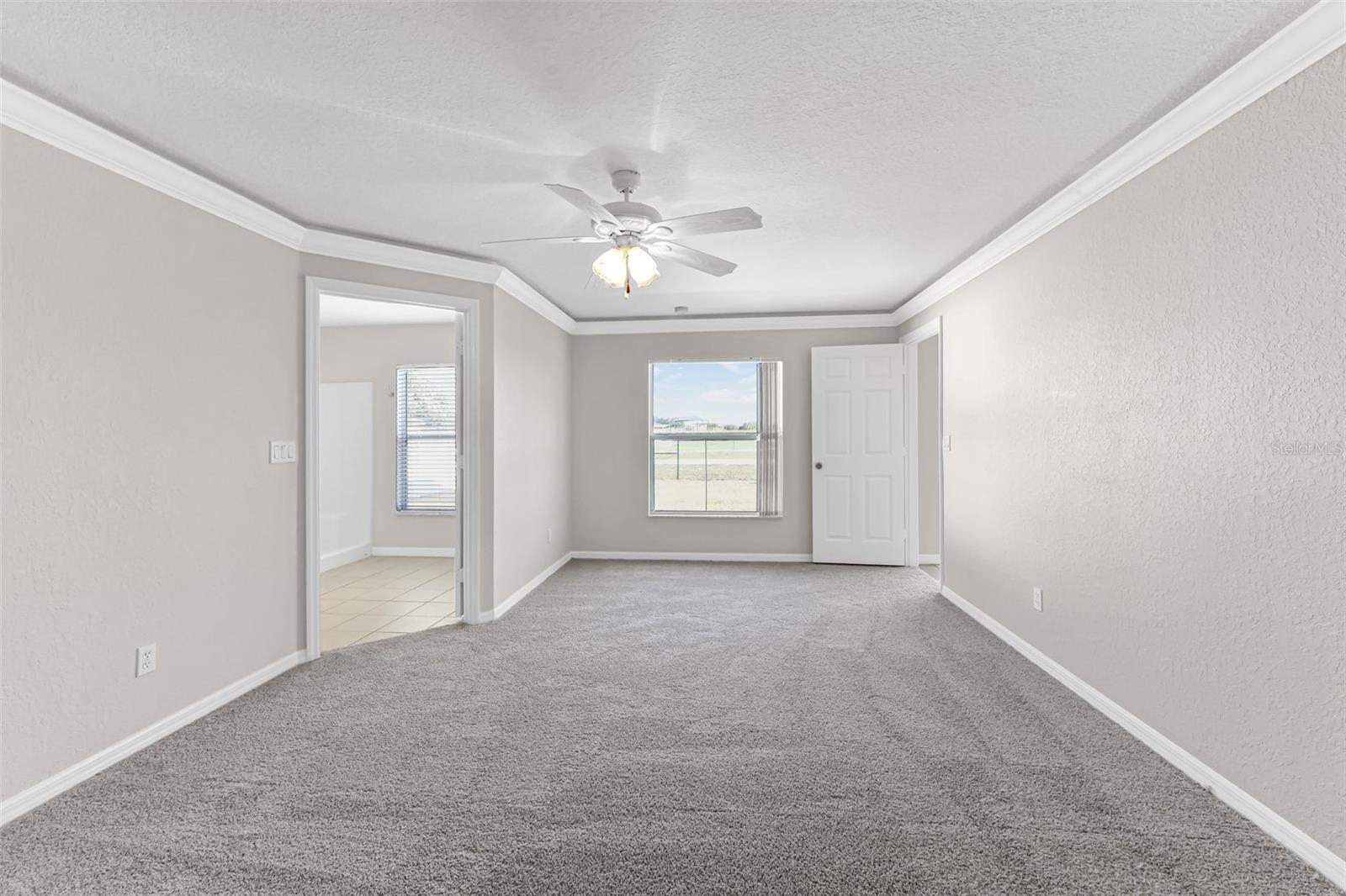 Listing Image #15