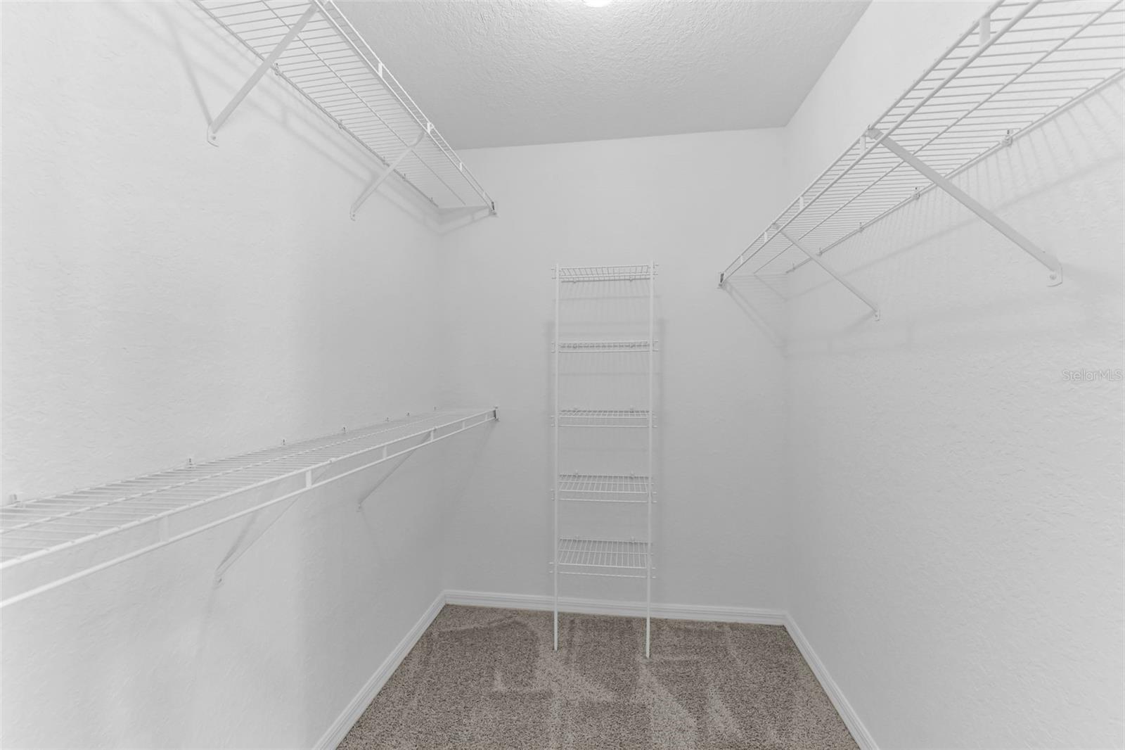 Listing Image #33