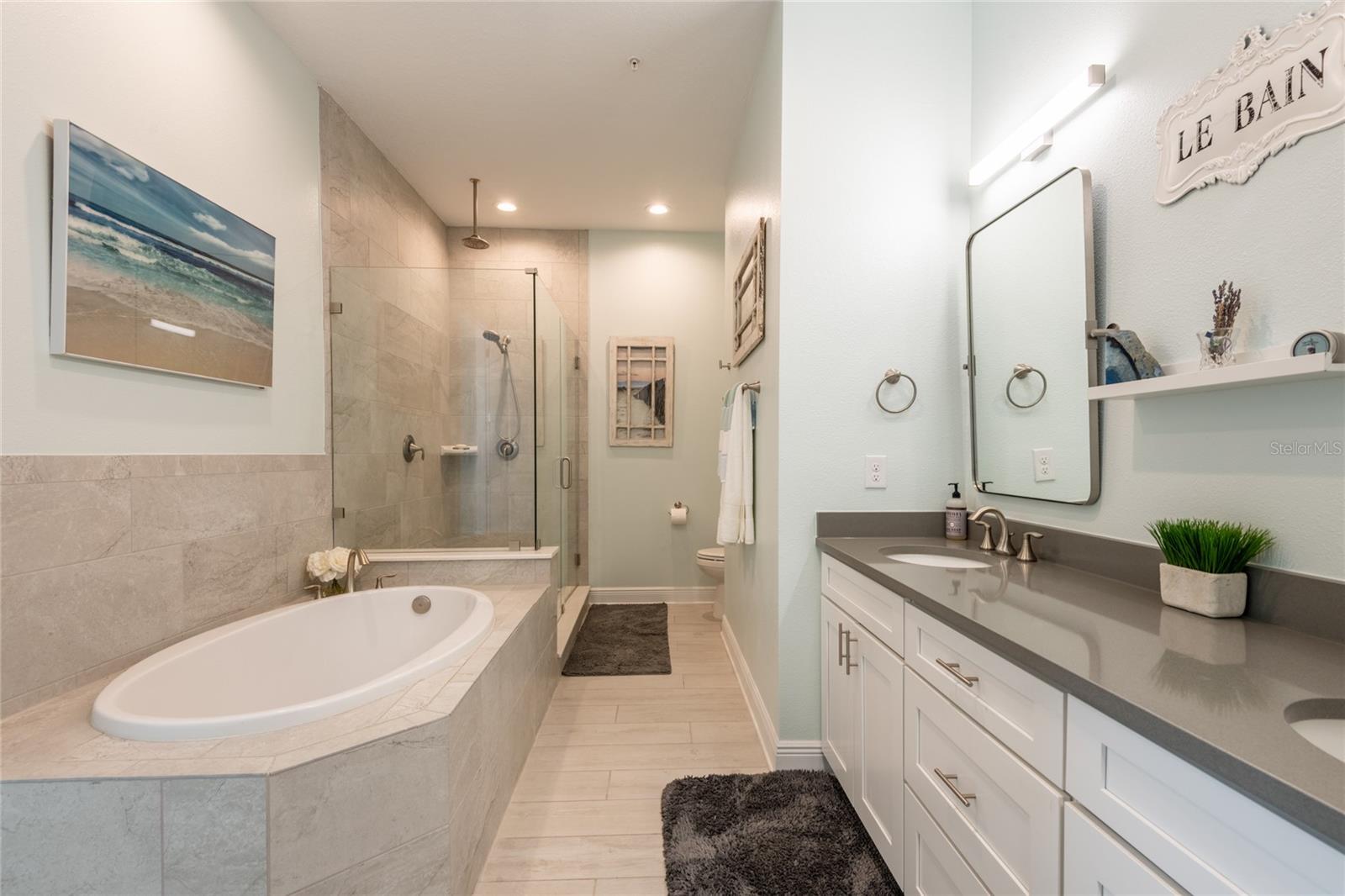 Listing Image #32