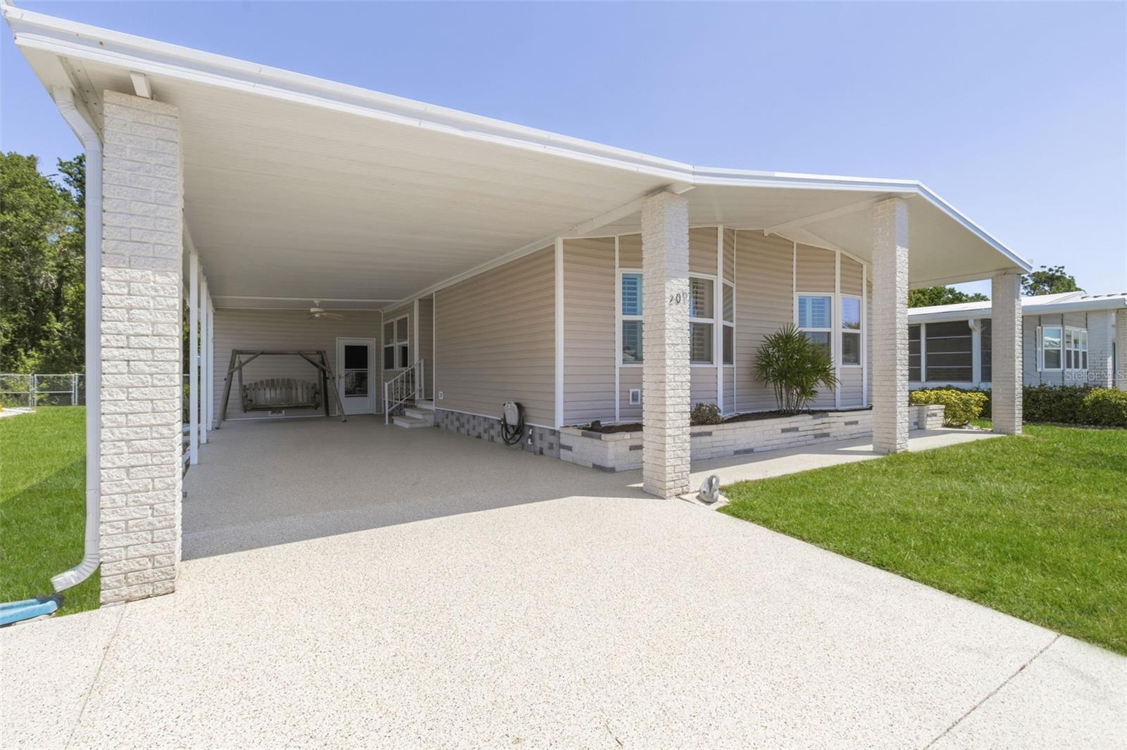 Listing Image #3