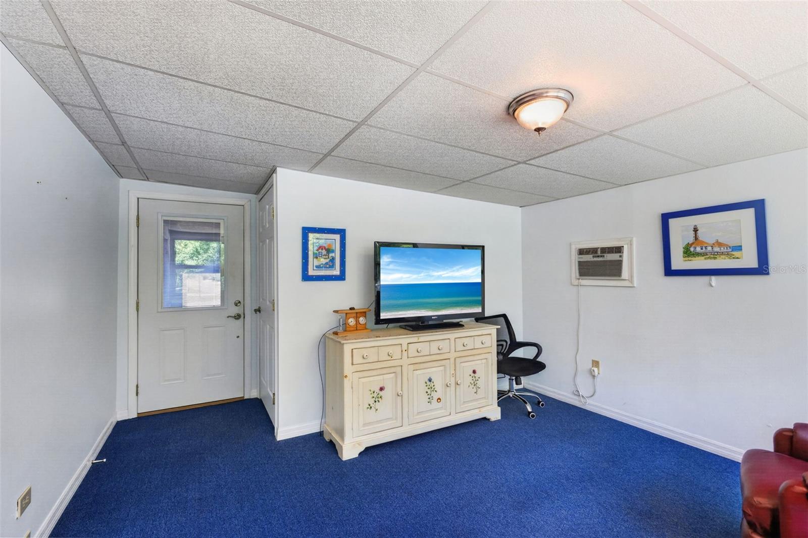 Listing Image #13