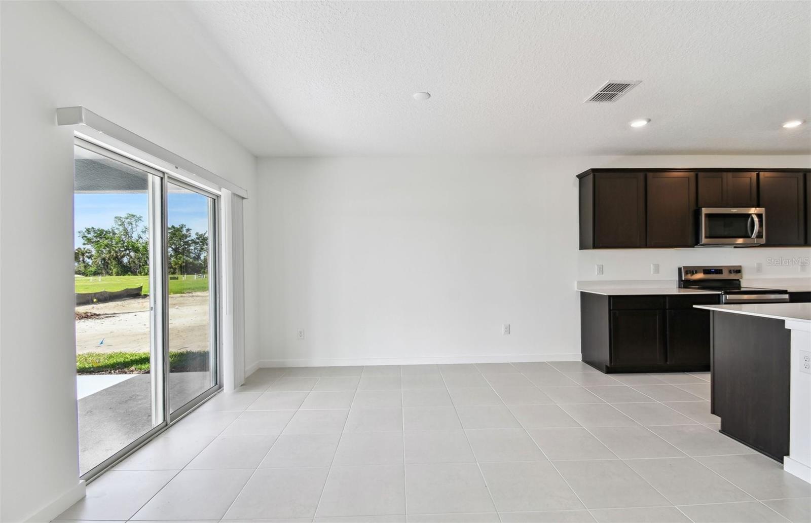 Listing Image #5