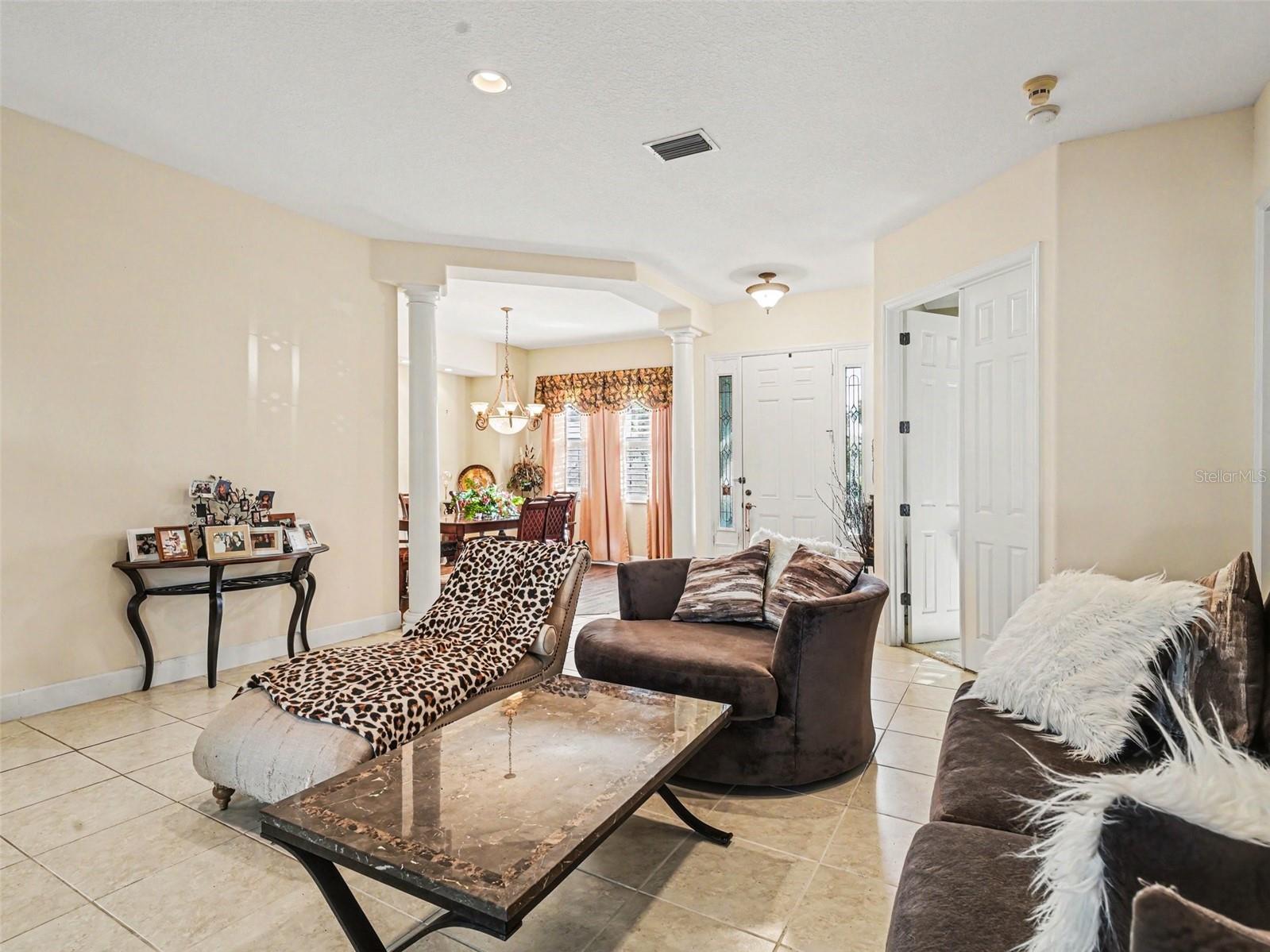 Listing Image #5