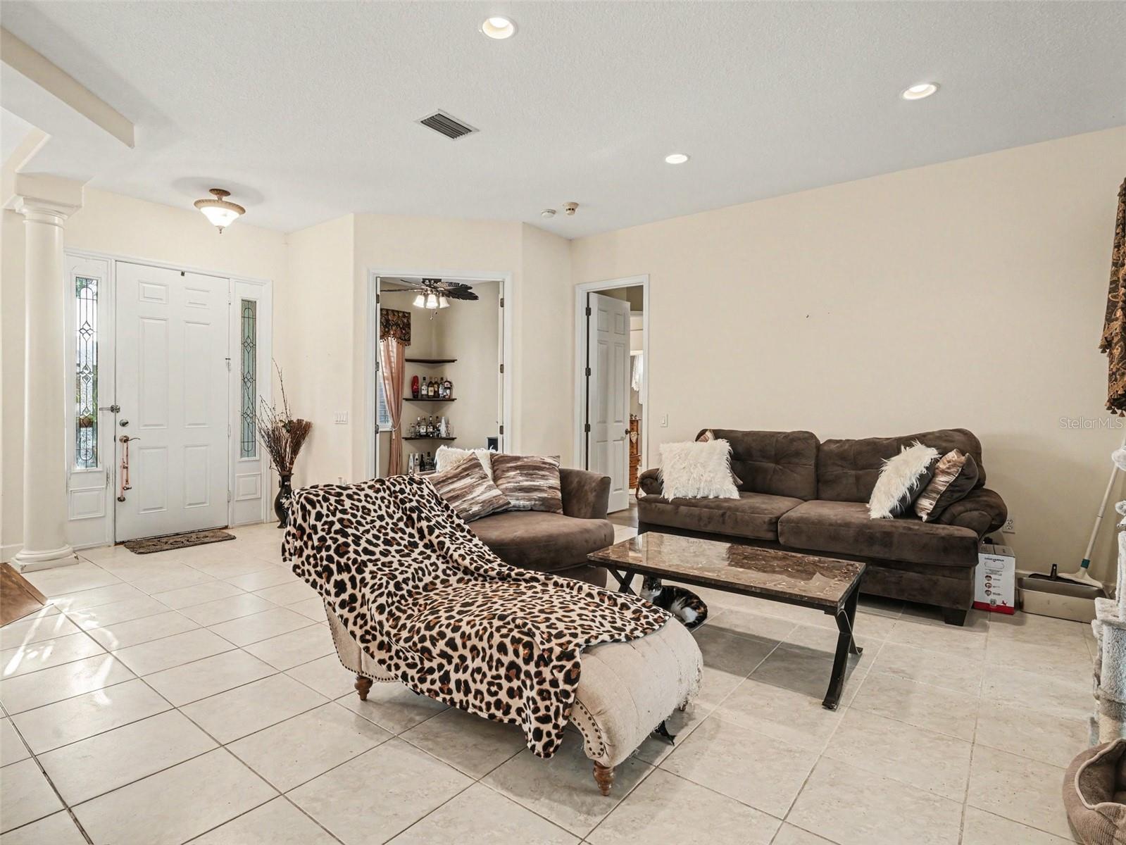 Listing Image #6