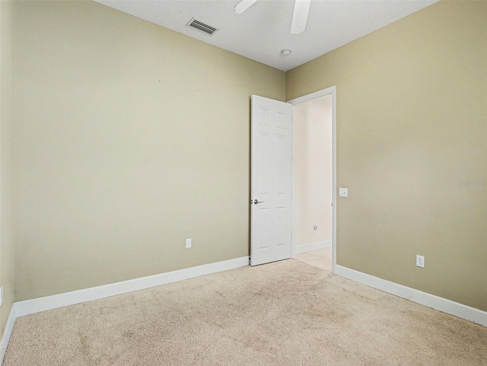 Listing Image #23