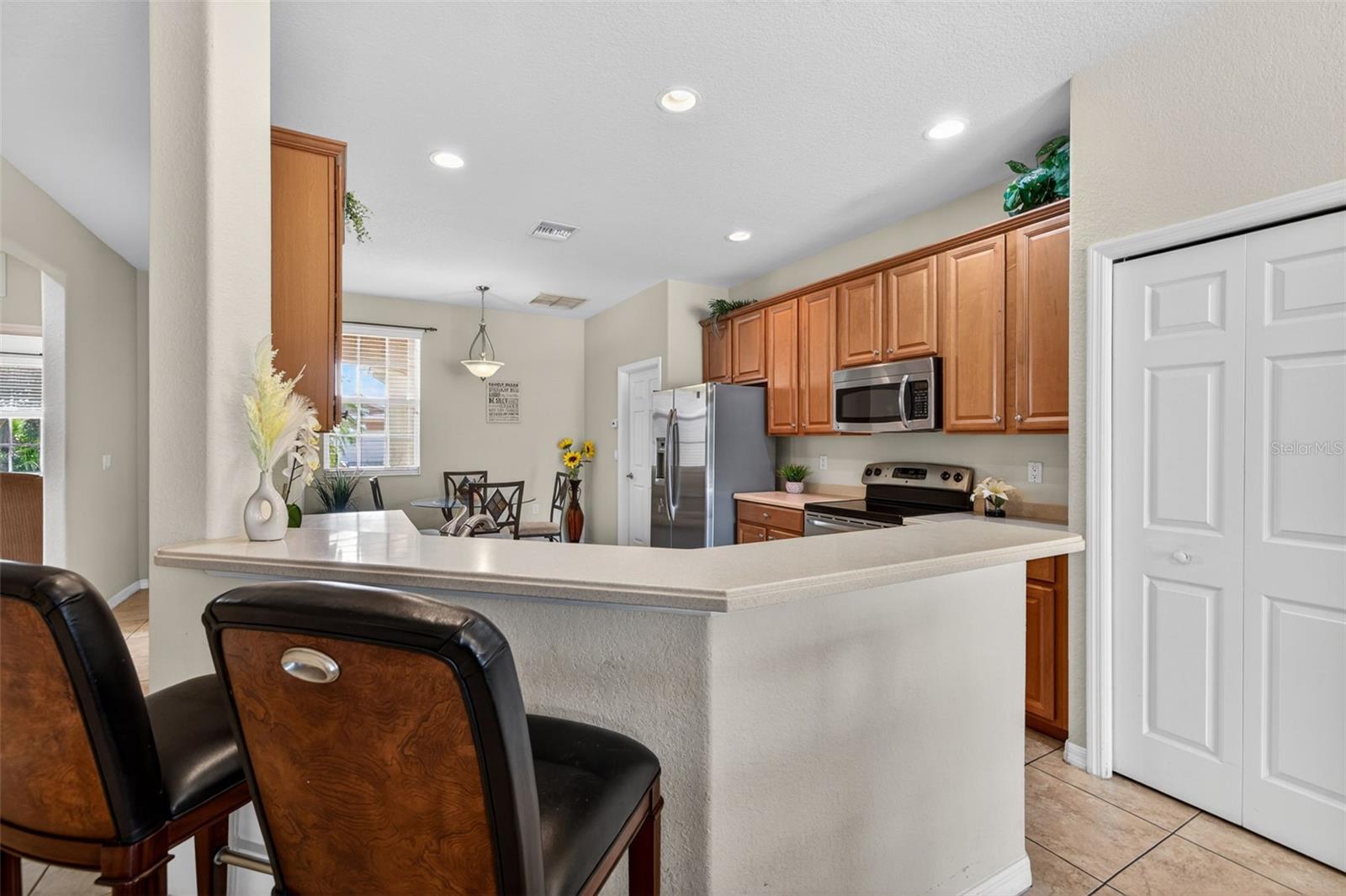 Listing Image #12