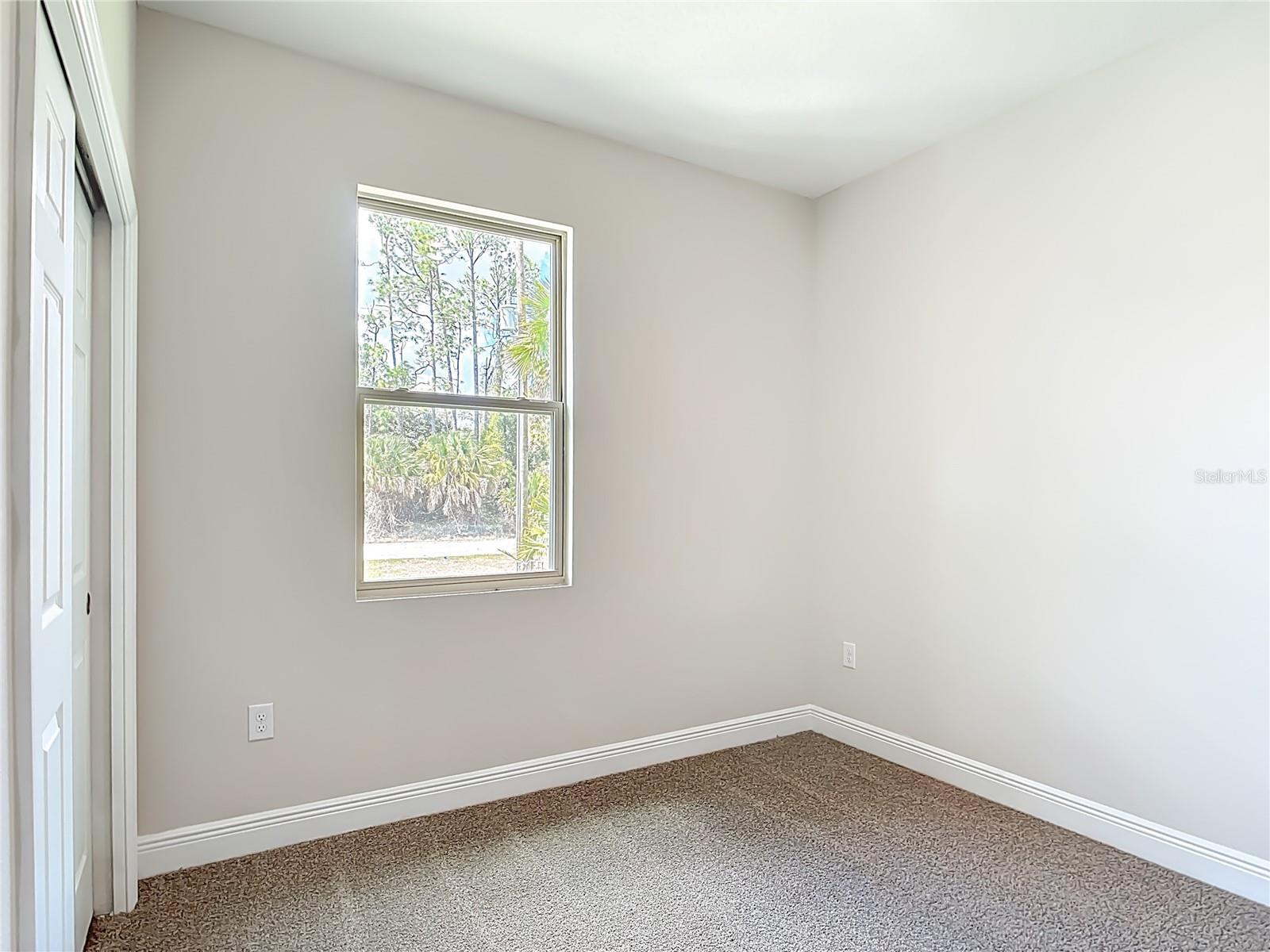 Listing Image #13