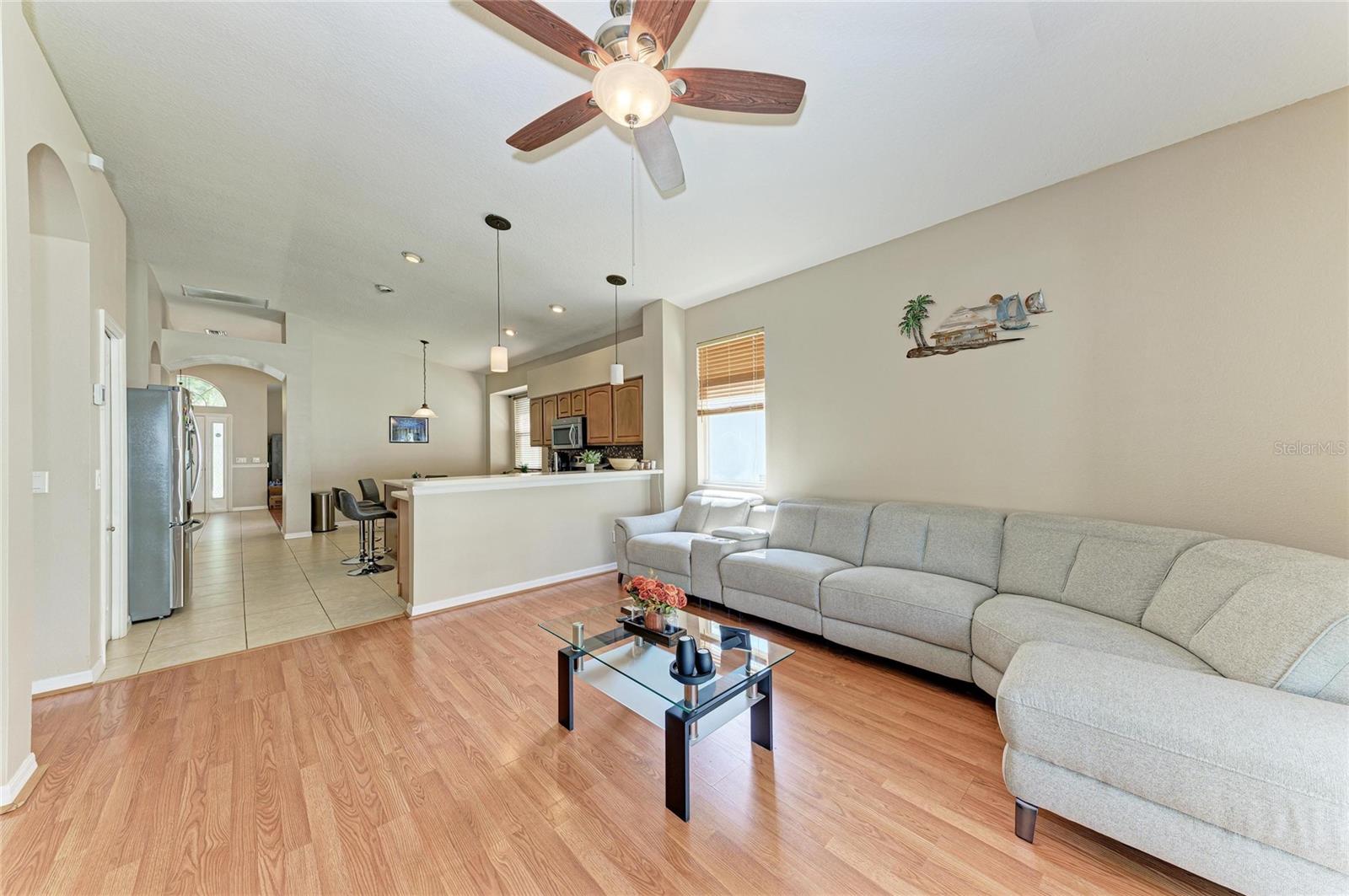 Listing Image #7