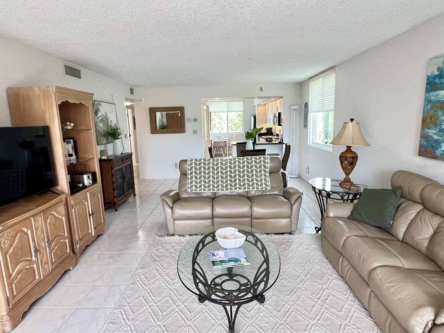 Listing Image #6