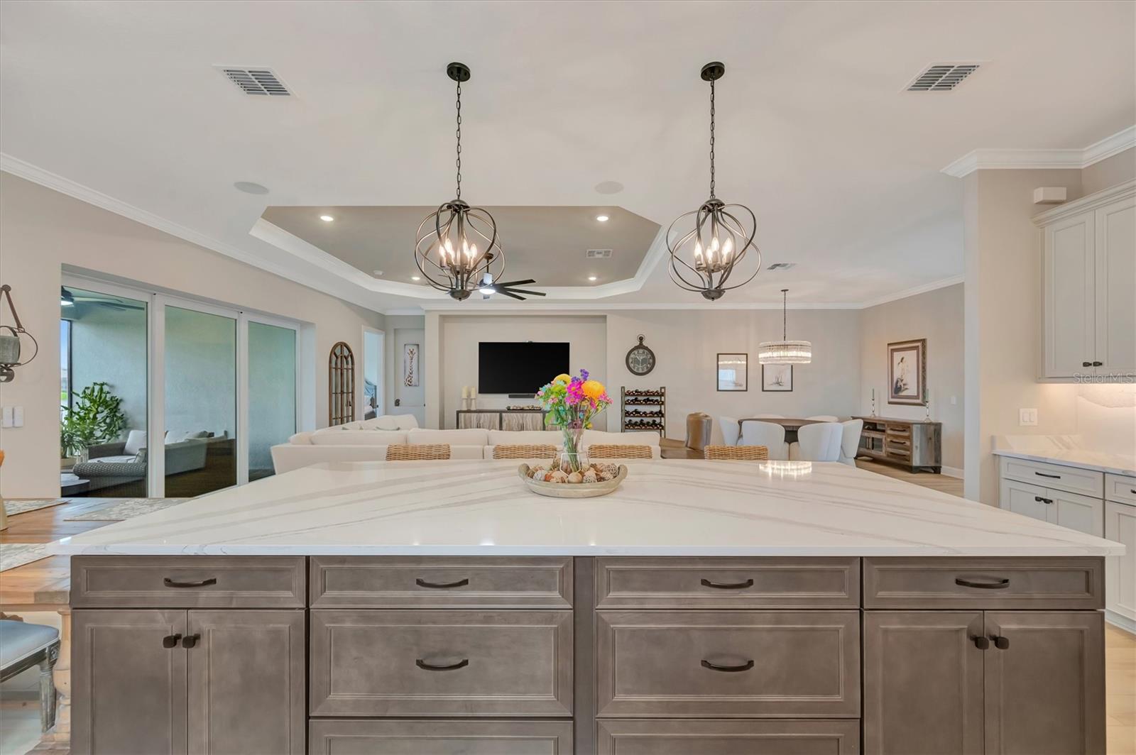 Listing Image #32