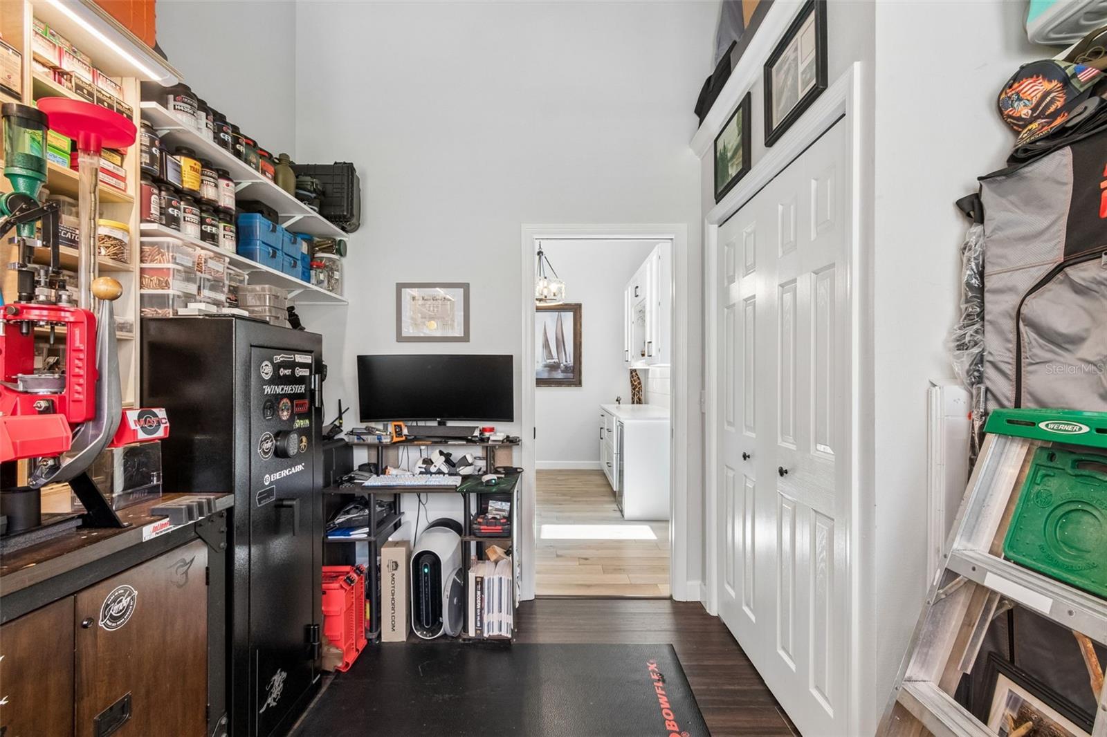 Listing Image #36