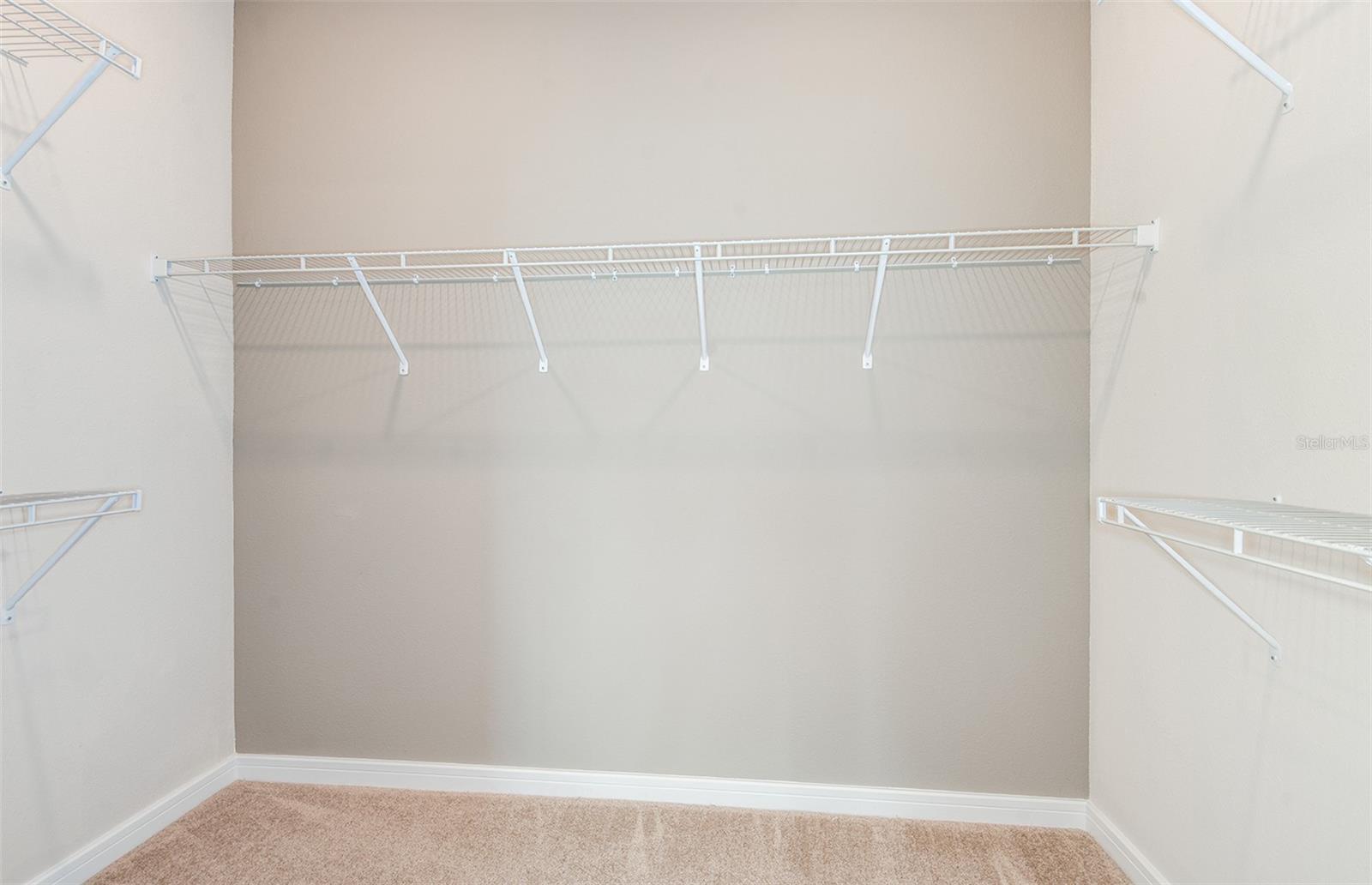 Listing Image #11