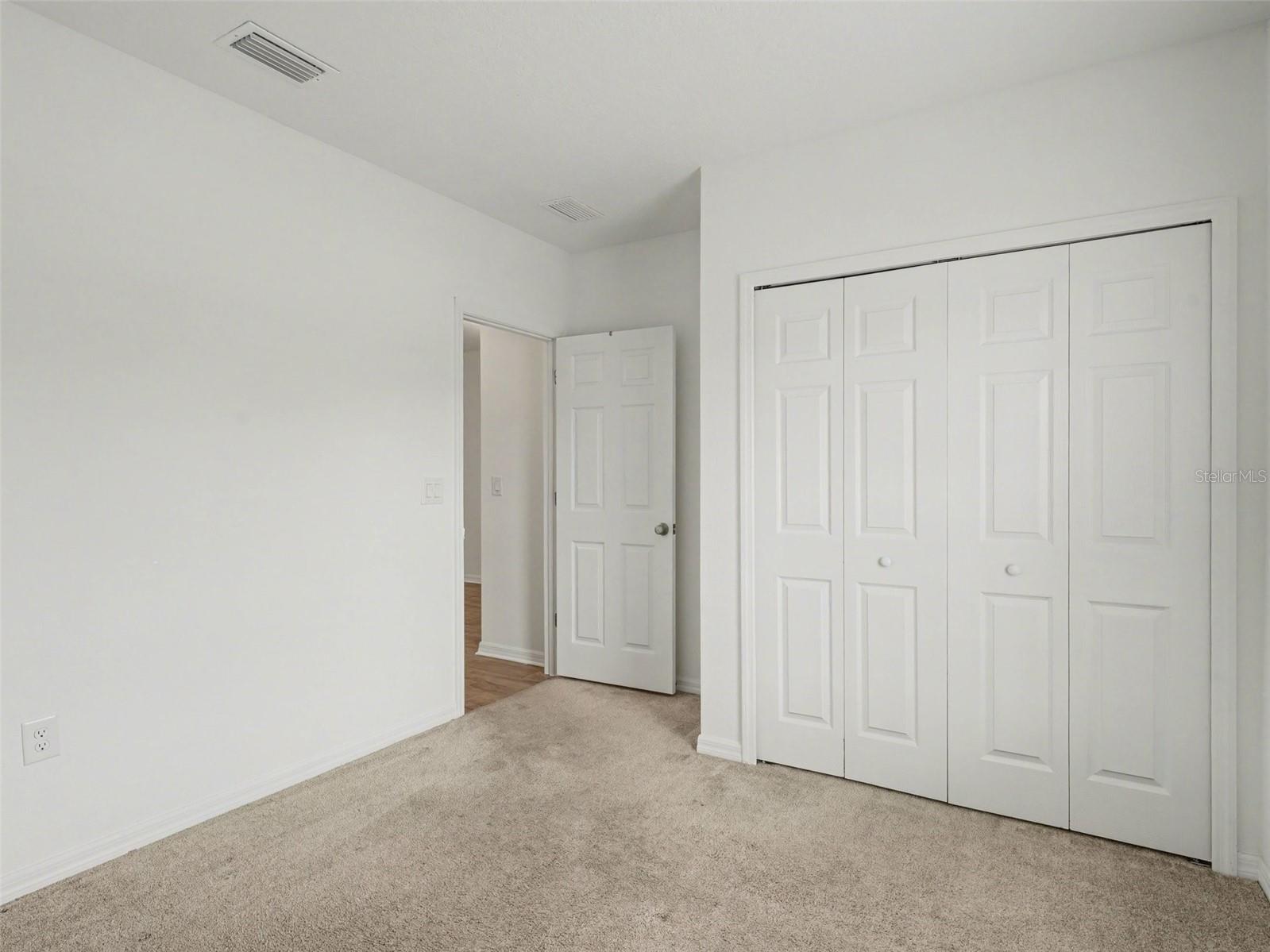 Listing Image #14