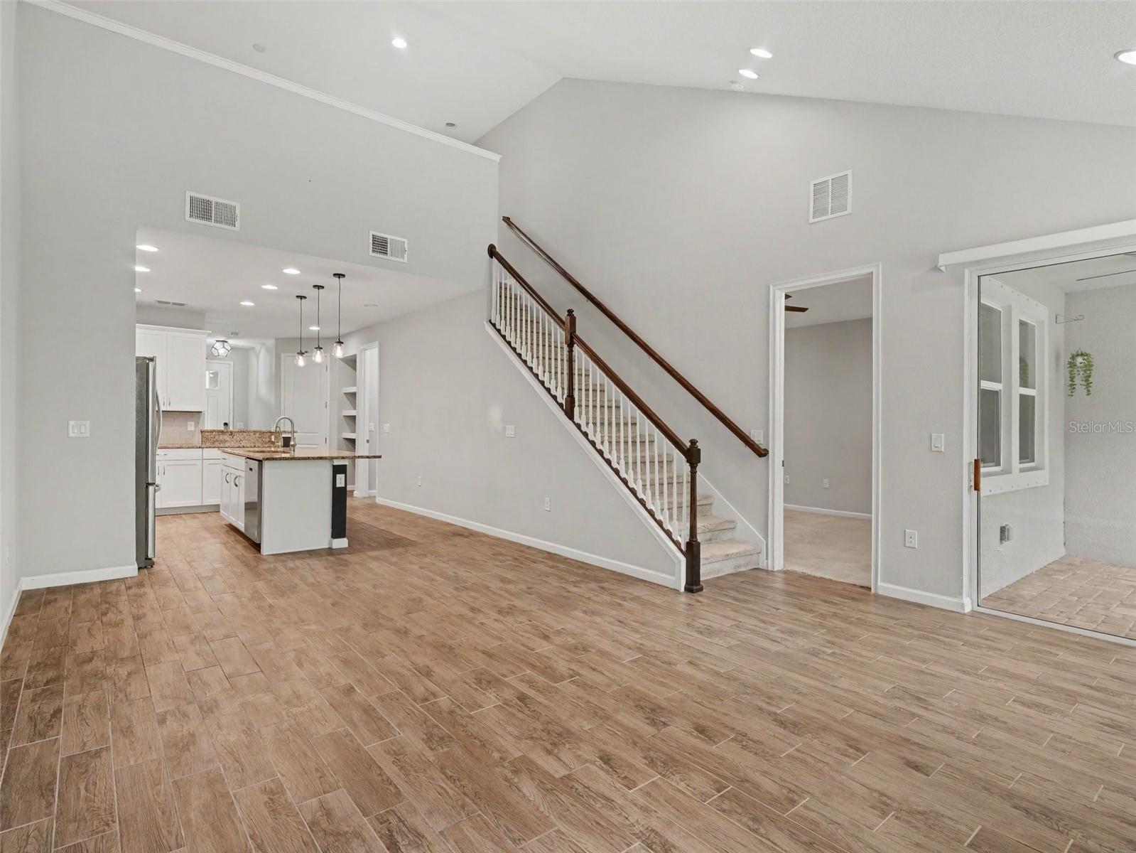 Listing Image #5