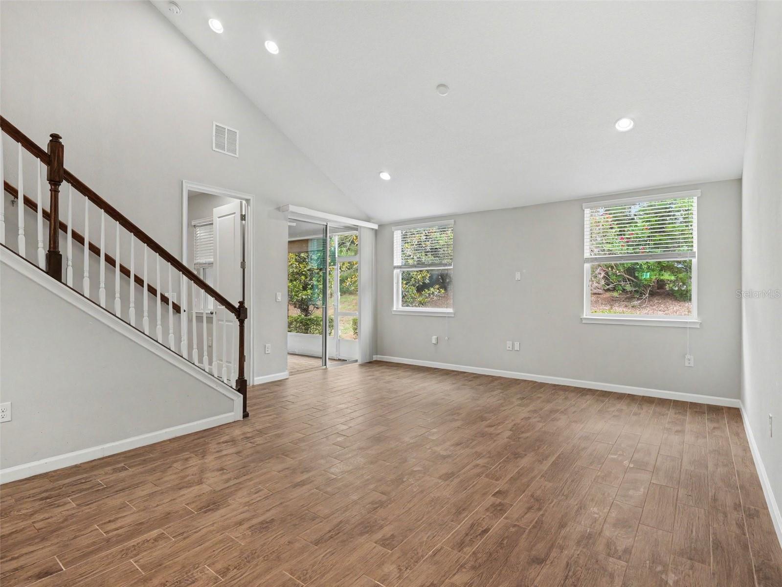 Listing Image #6