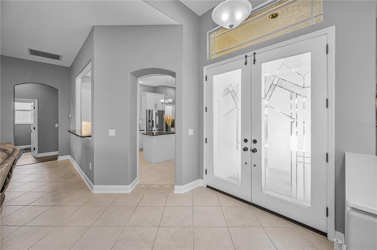 Listing Image #9