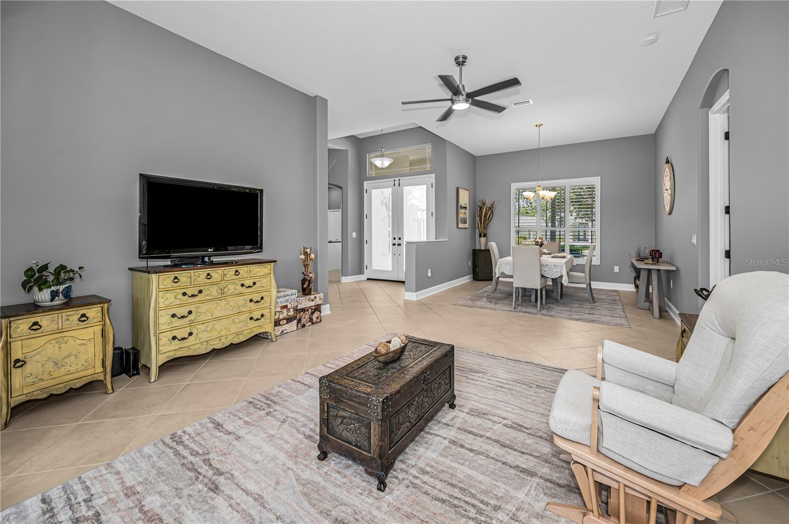 Listing Image #15