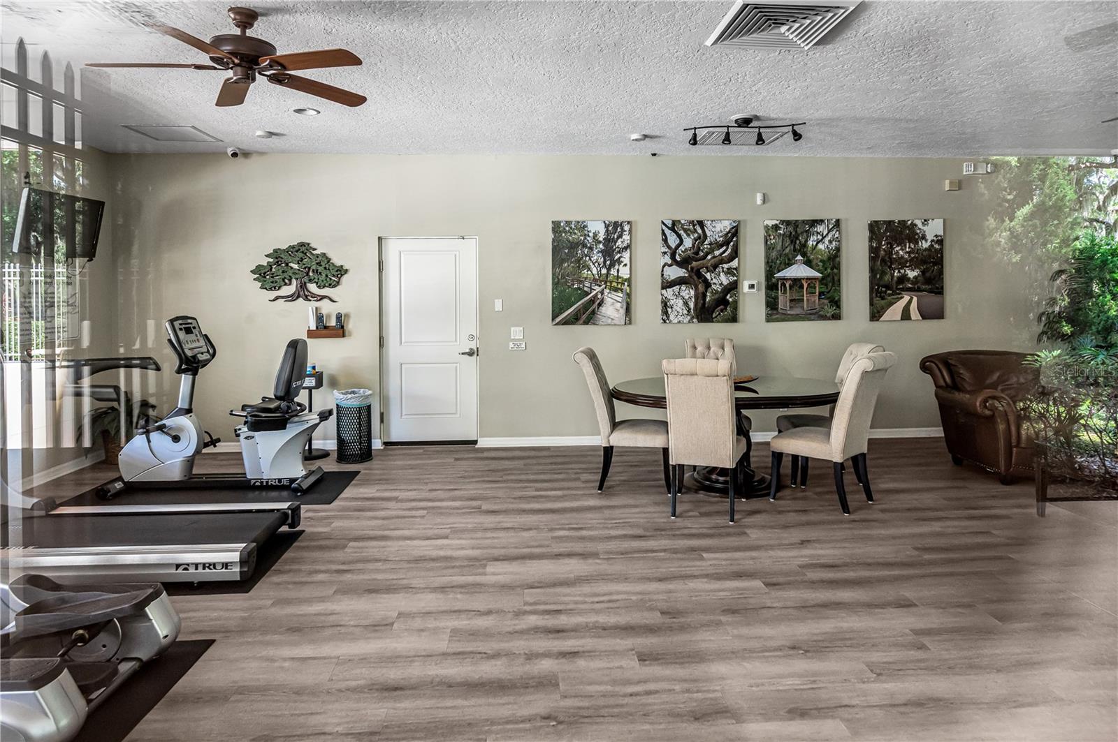 Listing Image #52