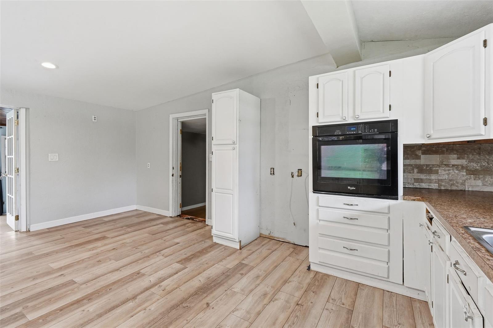 Listing Image #29