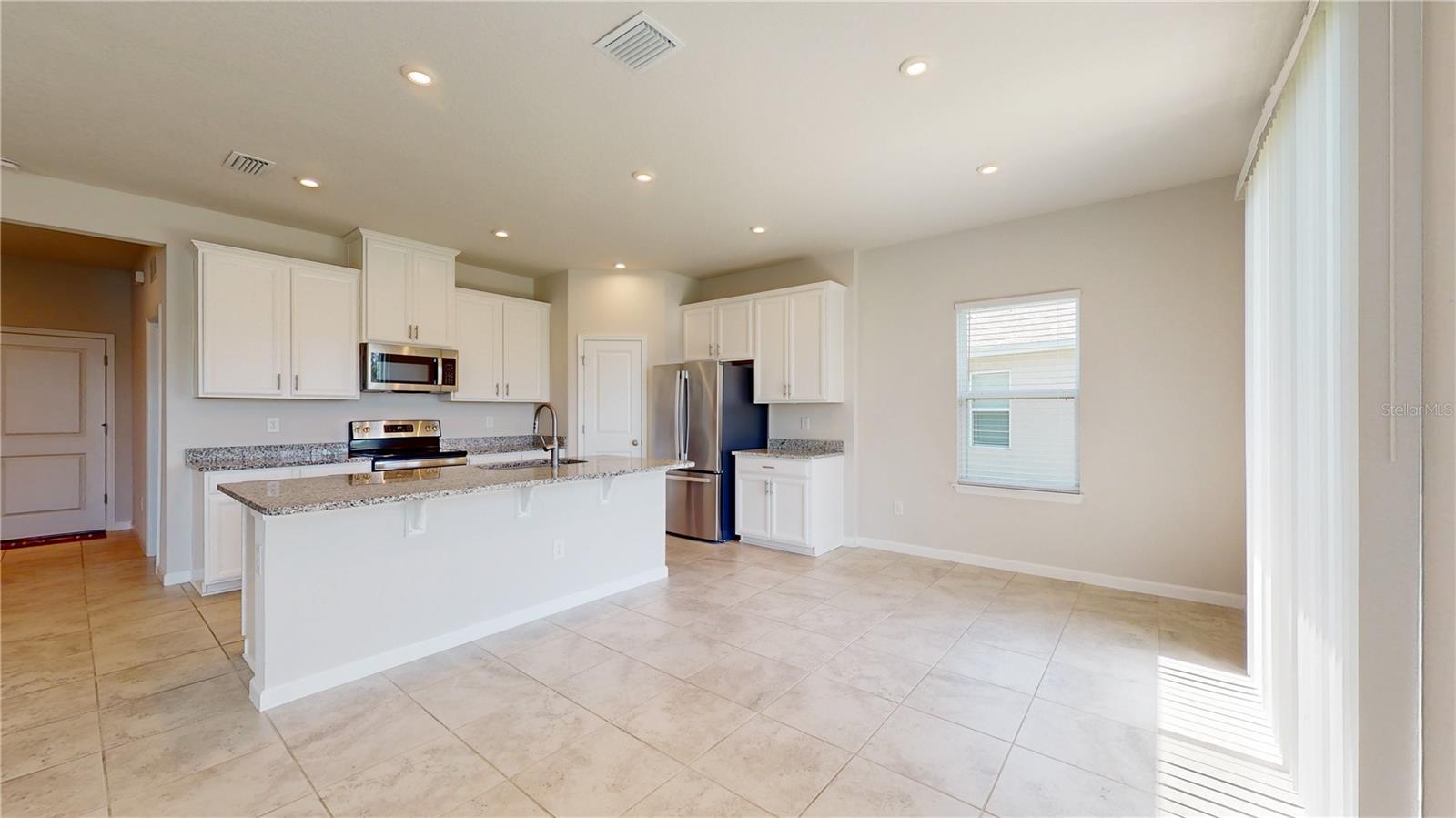 Listing Image #7