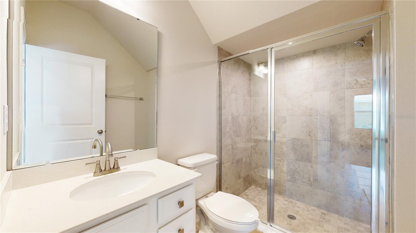 Listing Image #14